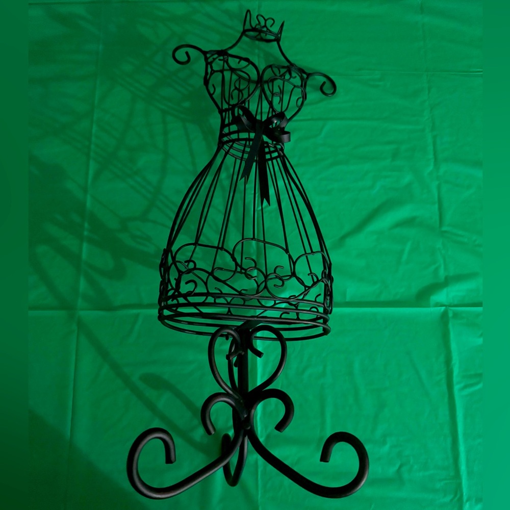 Elegant Black Wire Dress Form Jewelry Organizer
